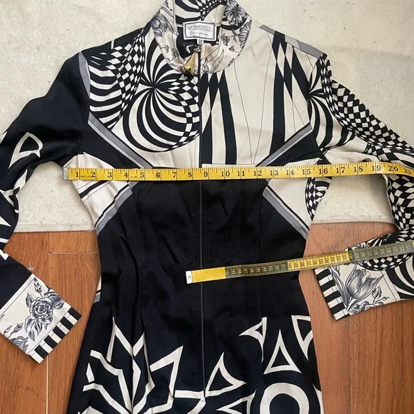 Vintage Versace Versus zip-front mod print dress - Picture 10 of 14